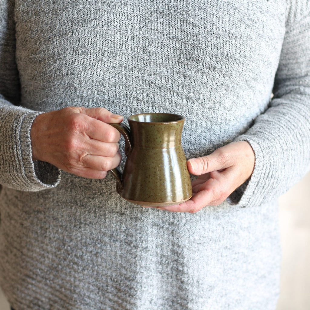 Petite tasse artisanale de 235 ml