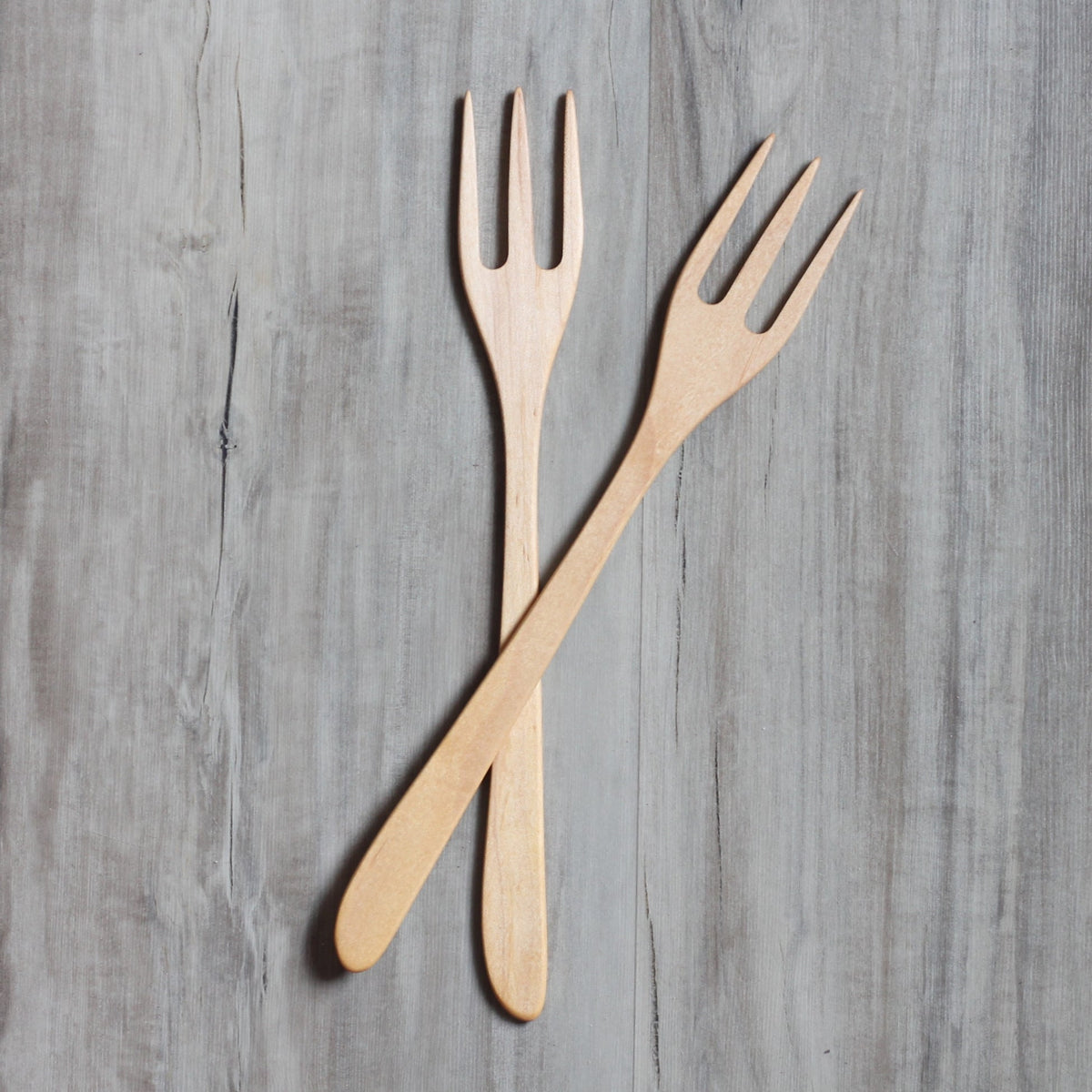 Fourchette fine en bois faite à la main