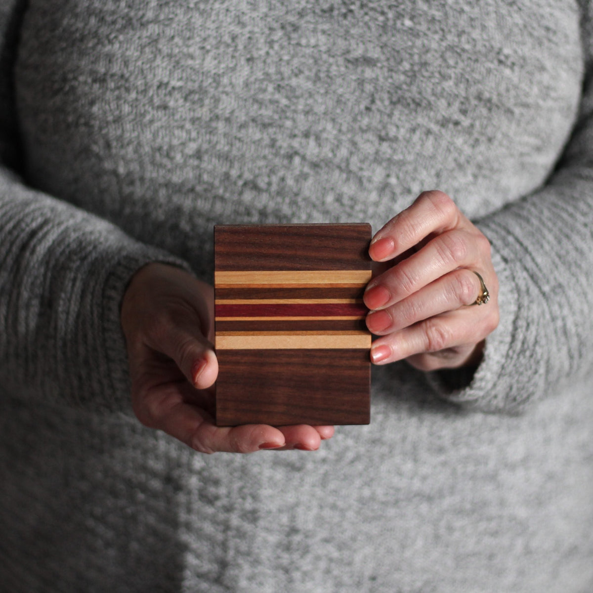 Dessous de plat en bois rayé