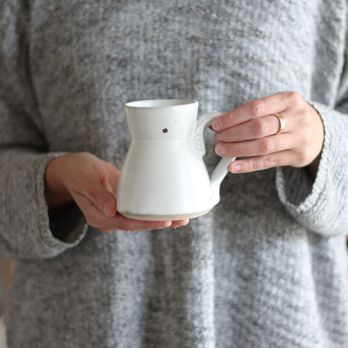 Petite tasse artisanale de 235 ml