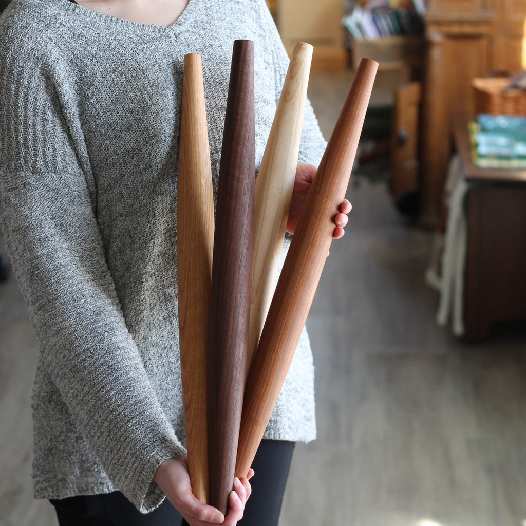 Rouleau à pâtisserie français en bois massif fait à la main