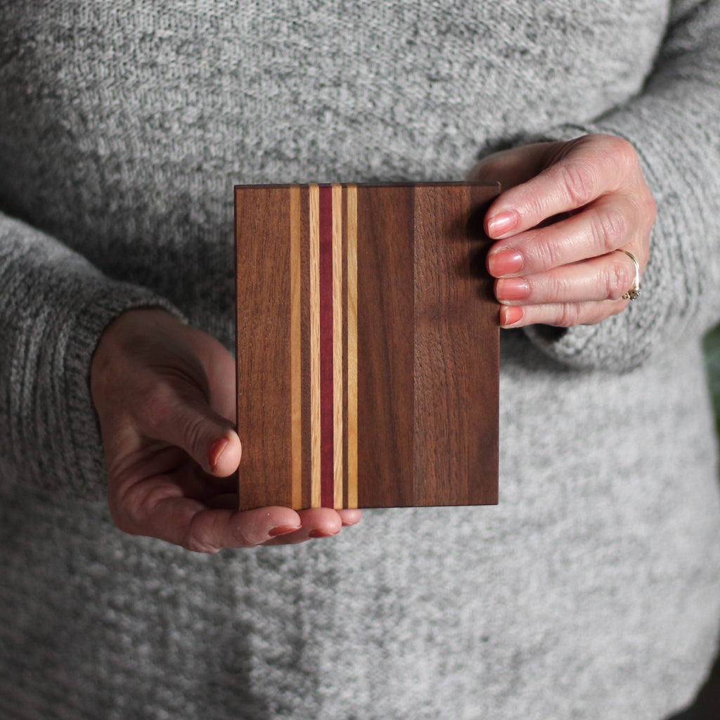 Dessous de plat en bois rayé
