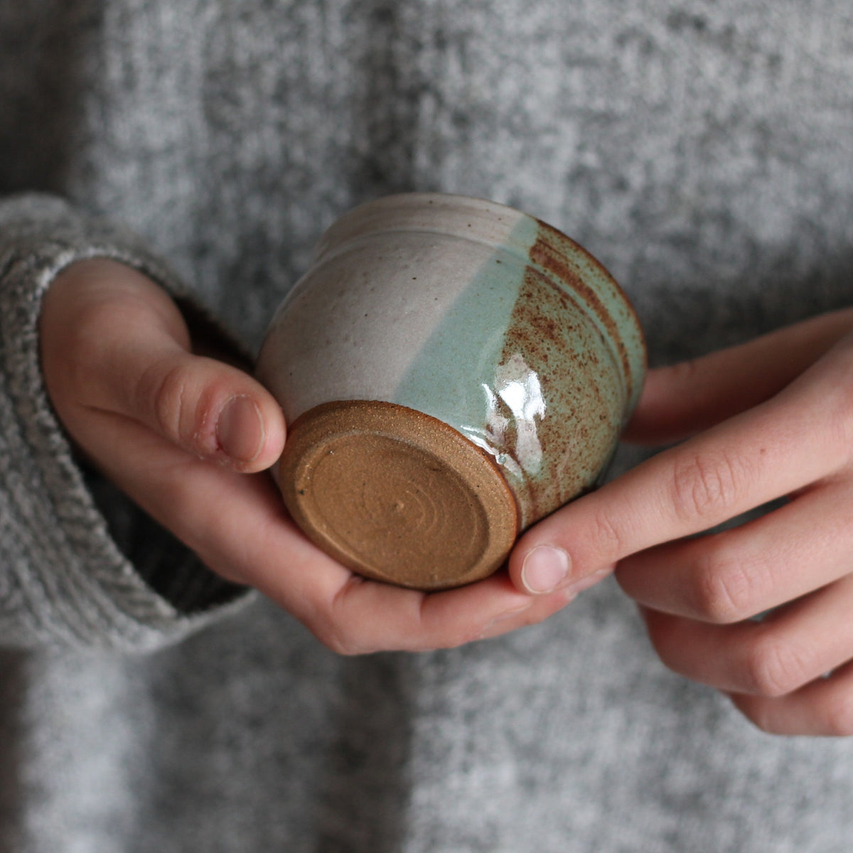 Mini salière en céramique faite à la main