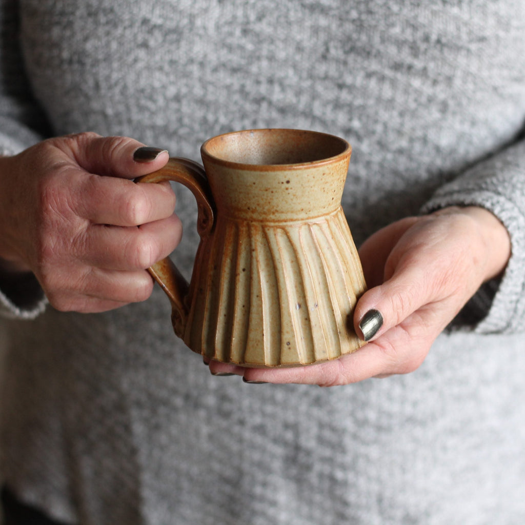 Petite tasse artisanale de 235 ml